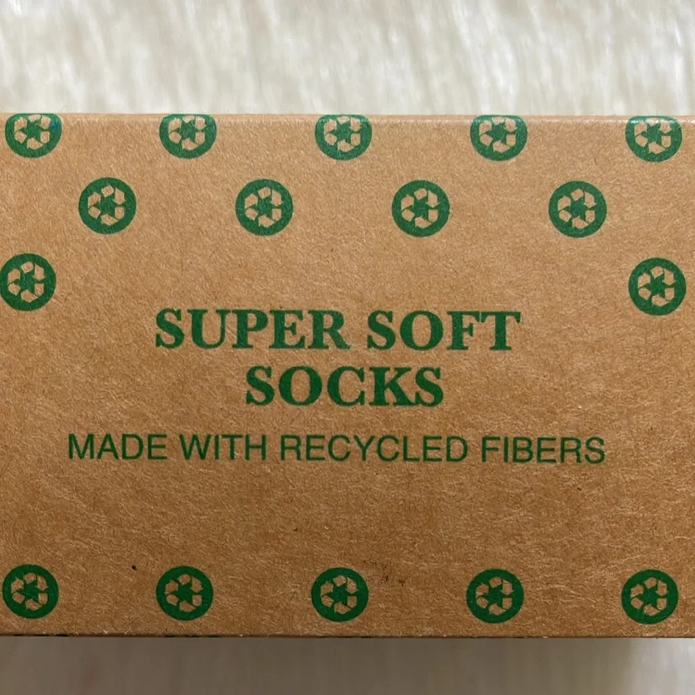 Winter Essentials Black & White Super Soft Recycled Fiber Socks 2 Pairs Box Set